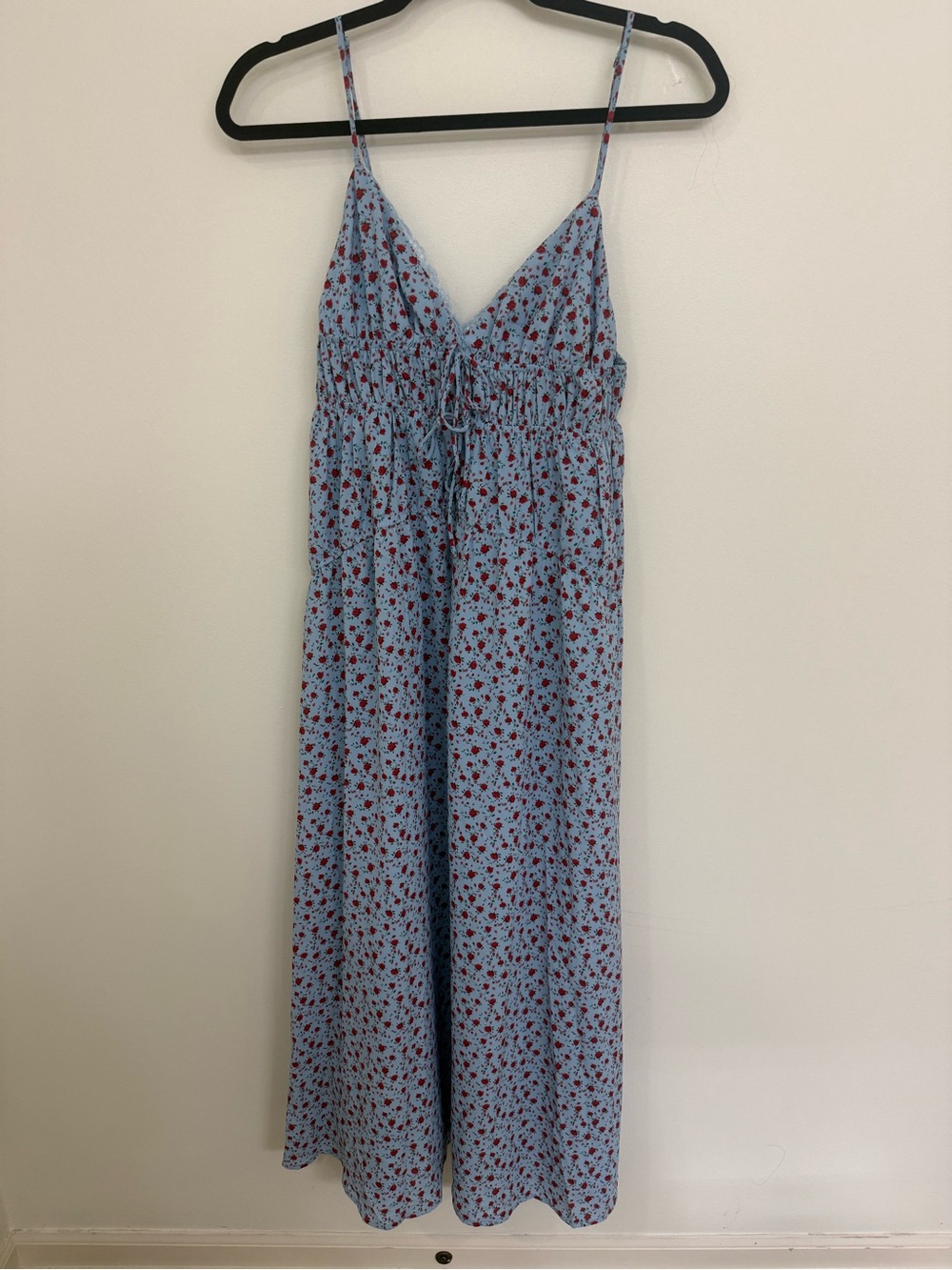 Petal & Pup Light Blue Floral Spaghetti-Strap Maxi Dress Size M never worn